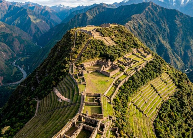 Choquequirao to Machu Picchu via Vitcos & Rosaspata – 8 Days